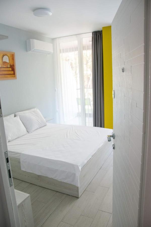 Apartments Siyana Varna Exterior photo